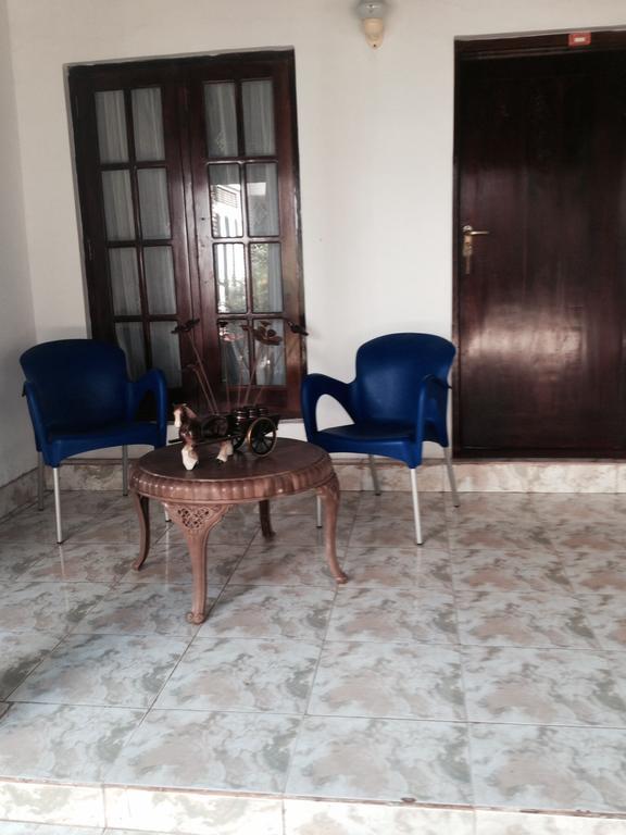 Manik Home Stay Kudapaduwa Quarto foto