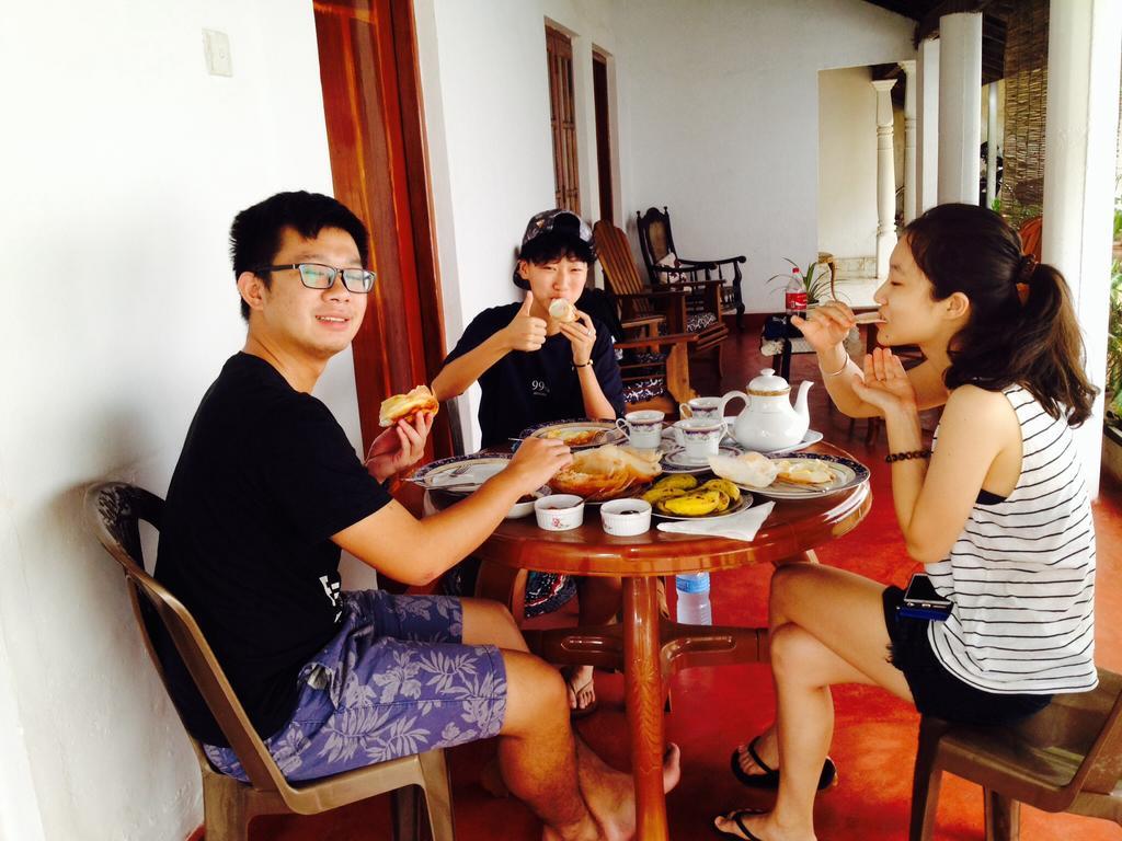 Manik Home Stay Kudapaduwa Quarto foto